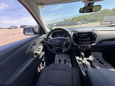 Used 2018 Chevrolet Traverse LT AWD/4WD image 24