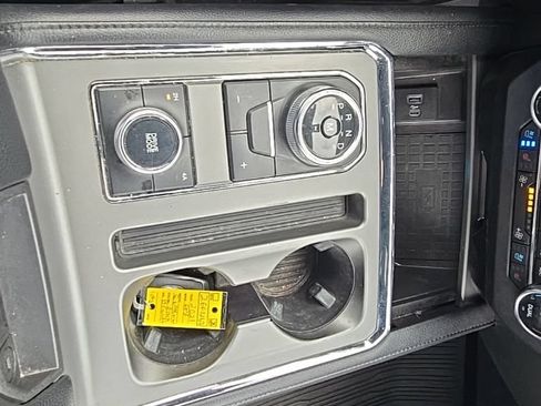 Used 2021 Ford Expedition XLT AWD/4WD image 19