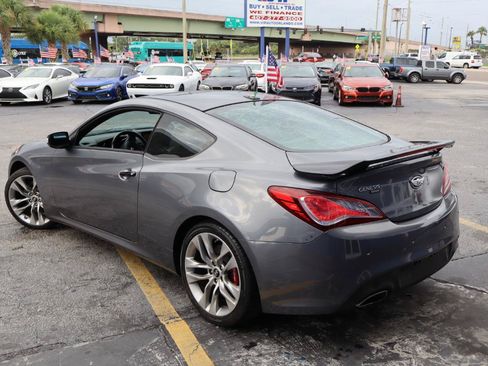 Used 2015 Hyundai Genesis 3.8 RWD image 7