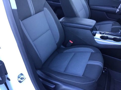 Used 2024 Chevrolet Blazer LT w/ Convenience Package FWD image 18