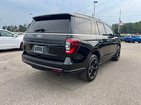 Certified 2024 Ford Expedition Limited AWD/4WD image 4