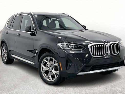 Used 2024 BMW X3 xDrive30i w/ Premium Package image 1