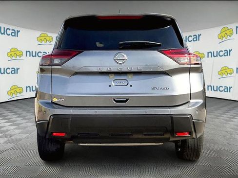 Certified 2024 Nissan Rogue SV image 5