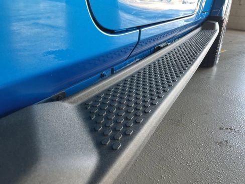 Used 2023 Jeep Wrangler Unlimited Sahara image 17