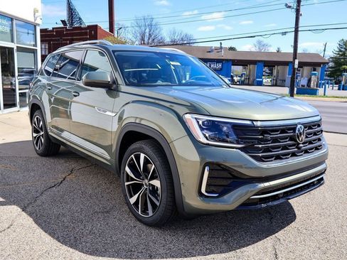 New 2026 Volkswagen Atlas SEL Premium R-Line AWD/4WD image 7