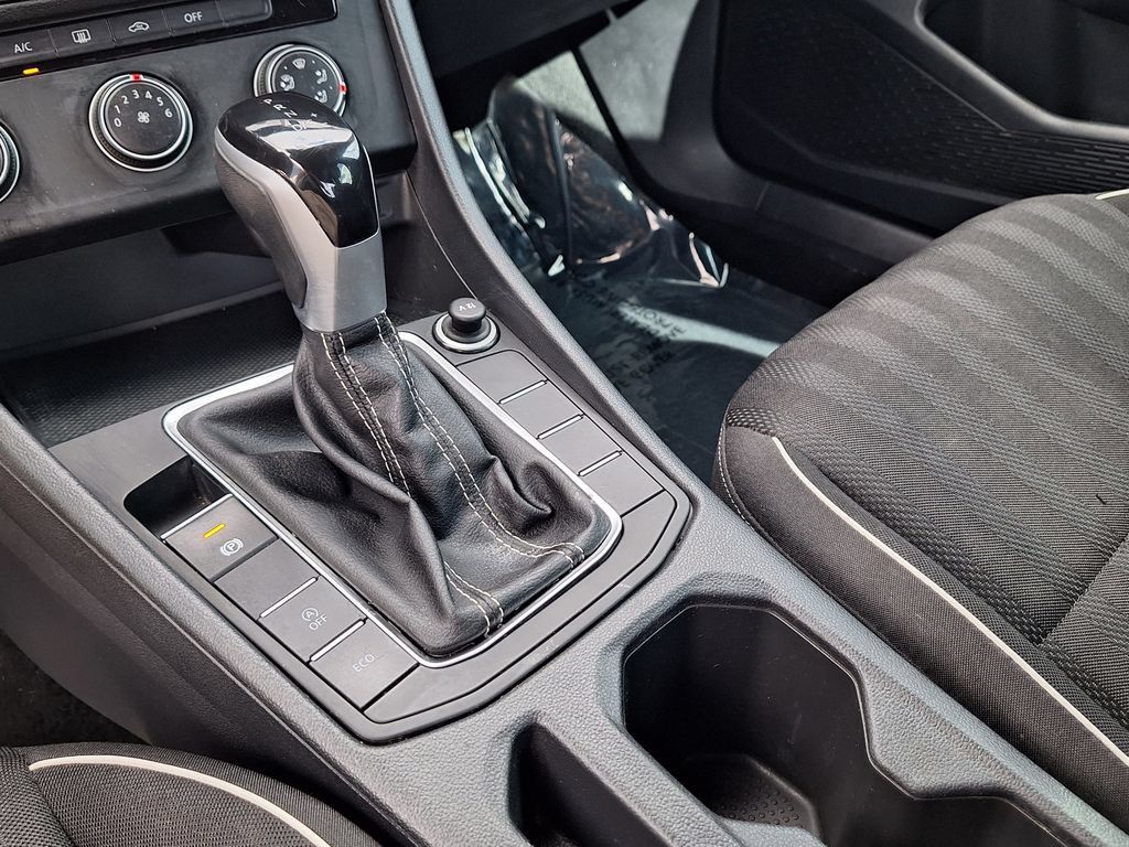 Used 2023 Volkswagen Jetta Sport FWD image 22
