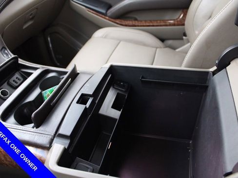 Used 2017 Chevrolet Suburban Premier image 49