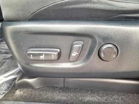 Used 2018 Toyota 4Runner SR5 image 11