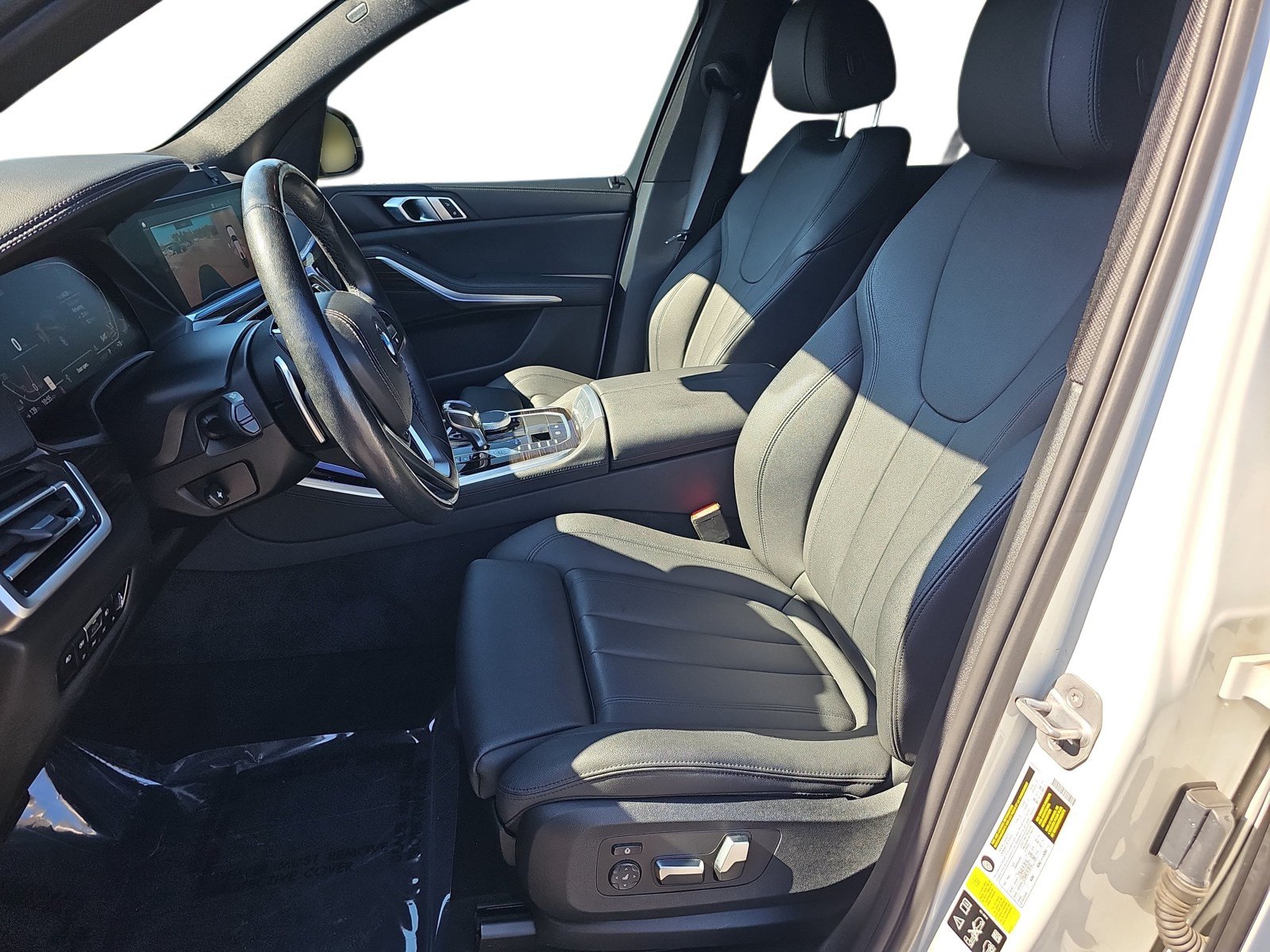 Used 2020 BMW X5 xDrive40i w/ Convenience Package AWD/4WD image 12