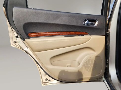 Used 2014 Dodge Durango Limited w/ Nav & Power Liftgate Group AWD/4WD image 15
