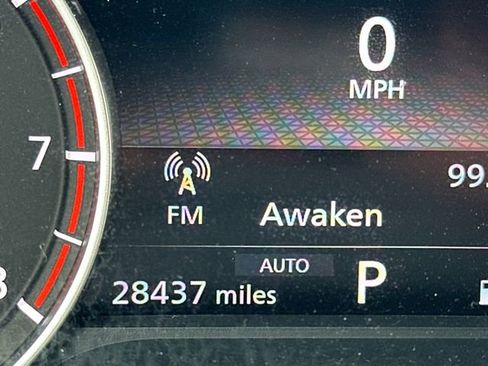 Used 2025 Nissan Rogue SV image 15