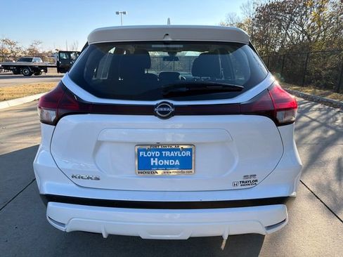Used 2024 Nissan Kicks SR image 4