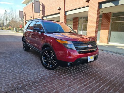Used 2015 Ford Explorer Sport image 1