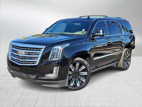 Used 2018 Cadillac Escalade Platinum image 1