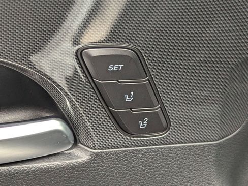 Used 2023 Hyundai Santa Fe Limited image 17