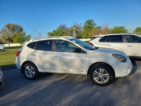 Used 2015 Nissan Rogue S w/ Convenience Package image 7
