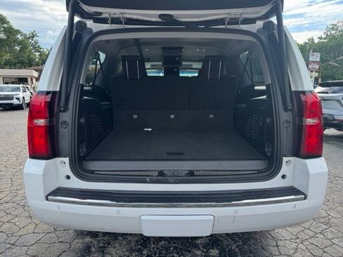 Used 2020 Chevrolet Suburban Premier AWD/4WD image 7