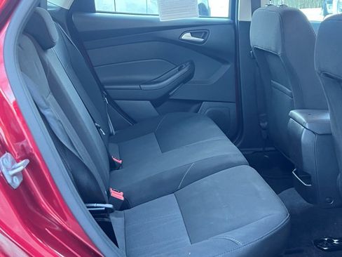 Certified 2017 Ford Focus SE w/ Cold Weather Package image 13