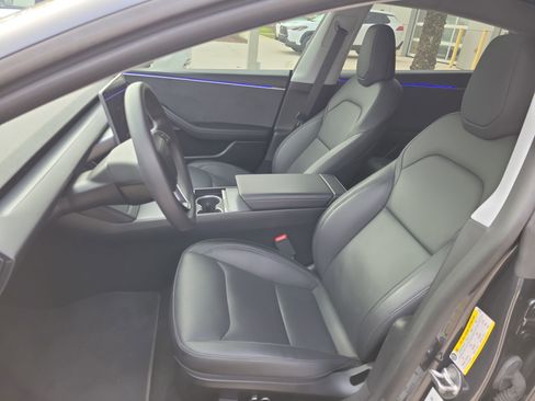 Used 2025 Tesla Model 3 Long Range image 13