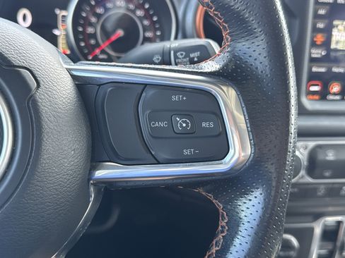 Used 2021 Jeep Gladiator Mojave image 15