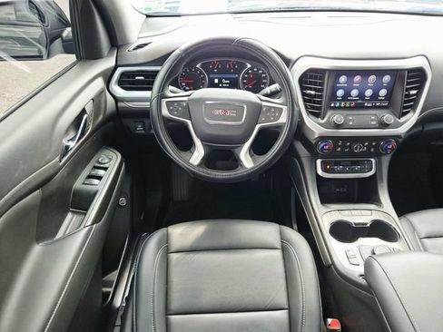 Used 2023 GMC Acadia SLT w/ Elevation Edition FWD image 7