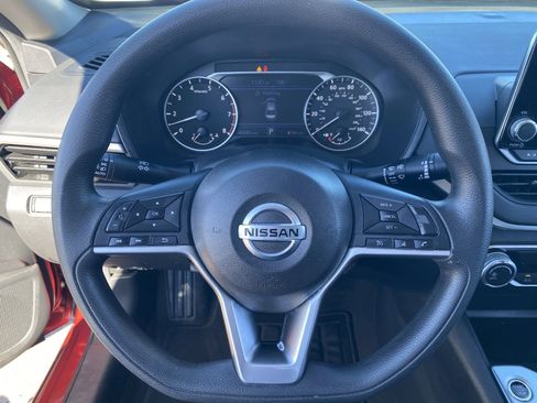 Certified 2022 Nissan Altima 2.5 SV image 24