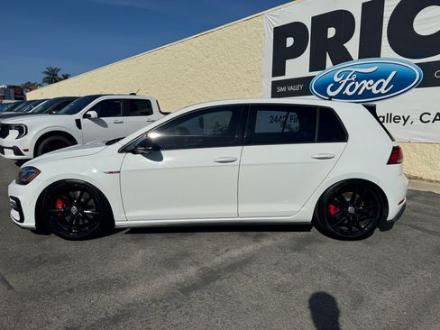 Used 2021 Volkswagen GTI SE image 8
