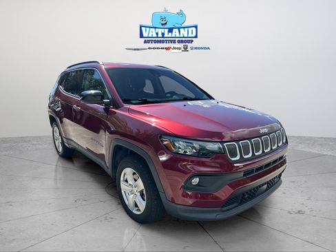 Used 2022 Jeep Compass Latitude AWD/4WD image 22