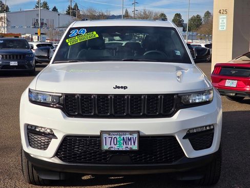 Used 2024 Jeep Grand Cherokee Limited w/ Black Appearance Package image 6