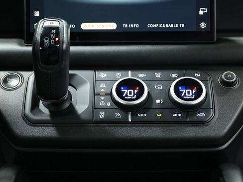 Used 2023 Land Rover Defender 110 Carpathian Edition image 35