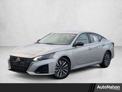 Used 2024 Nissan Altima 2.5 SV