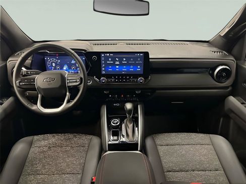 Used 2024 Chevrolet Colorado Z71 w/ Z71 Convenience Package 2 image 32