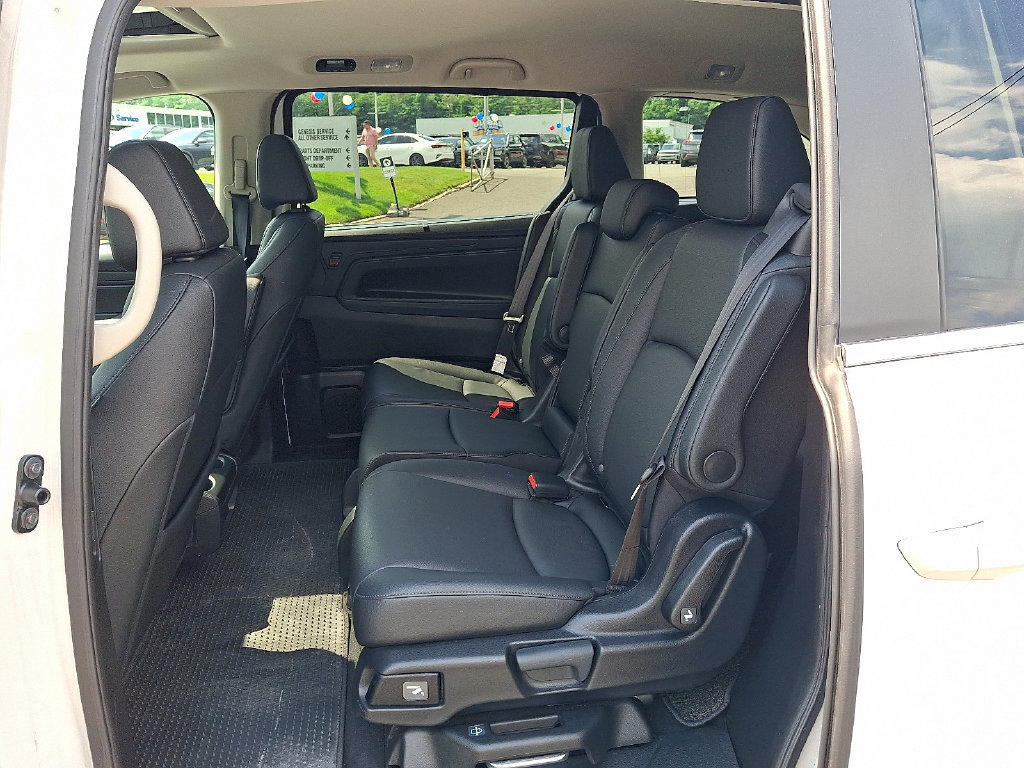 Used 2025 Honda Odyssey EX-L image 11