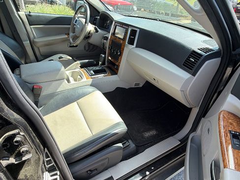 Used 2008 Jeep Grand Cherokee Limited w/ Quadra-Drive II 4X4 Group image 20