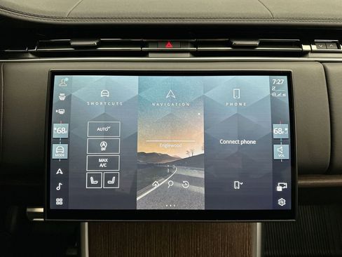 Used 2024 Land Rover Range Rover SE image 14