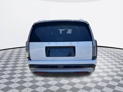 New 2026 Hyundai Ioniq 9 SEL image 7