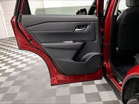 New 2026 Nissan Rogue SV FWD image 33