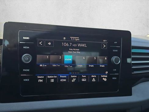 New 2026 Volkswagen Jetta SE FWD image 14