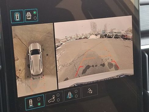 Used 2025 GMC Acadia Elevation image 23