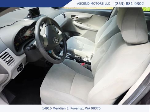 Used 2010 Toyota Corolla LE FWD image 9