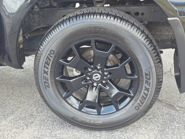 Used 2021 Nissan Frontier SV w/ Midnight Edition Floor Mats AWD/4WD image 8