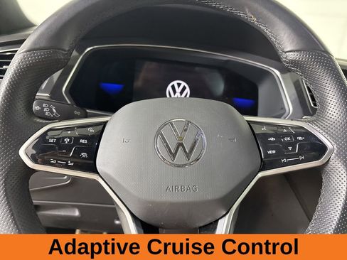 Used 2023 Volkswagen Tiguan SE R-Line AWD/4WD image 13