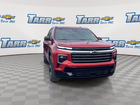 Used 2025 Chevrolet Traverse High Country w/ LPO, Floor Liner Package image 3