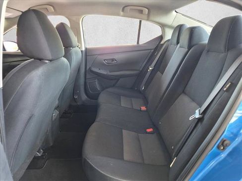 Used 2024 Nissan Sentra SV FWD image 17