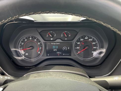 Used 2018 Chevrolet Camaro LT image 18