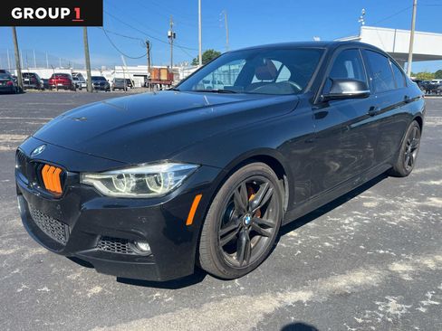 Used 2017 BMW 330i Sedan RWD image 1