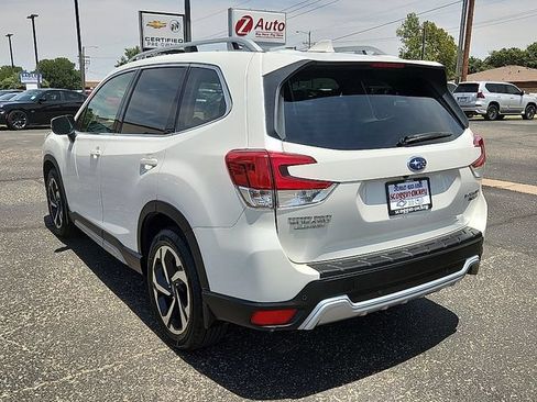 Certified 2023 Subaru Forester Touring AWD/4WD image 3
