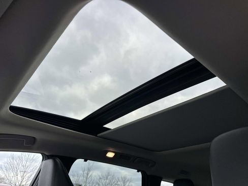 Used 2023 INFINITI QX60 Sensory w/ Cargo Package image 27