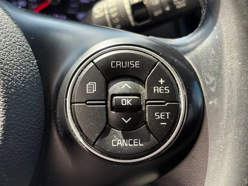 Used 2020 Kia Soul X-Line FWD image 16