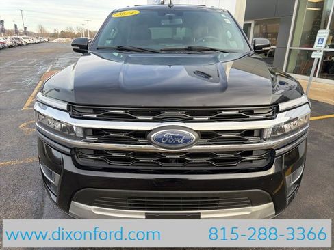 Used 2024 Ford Expedition Limited image 2